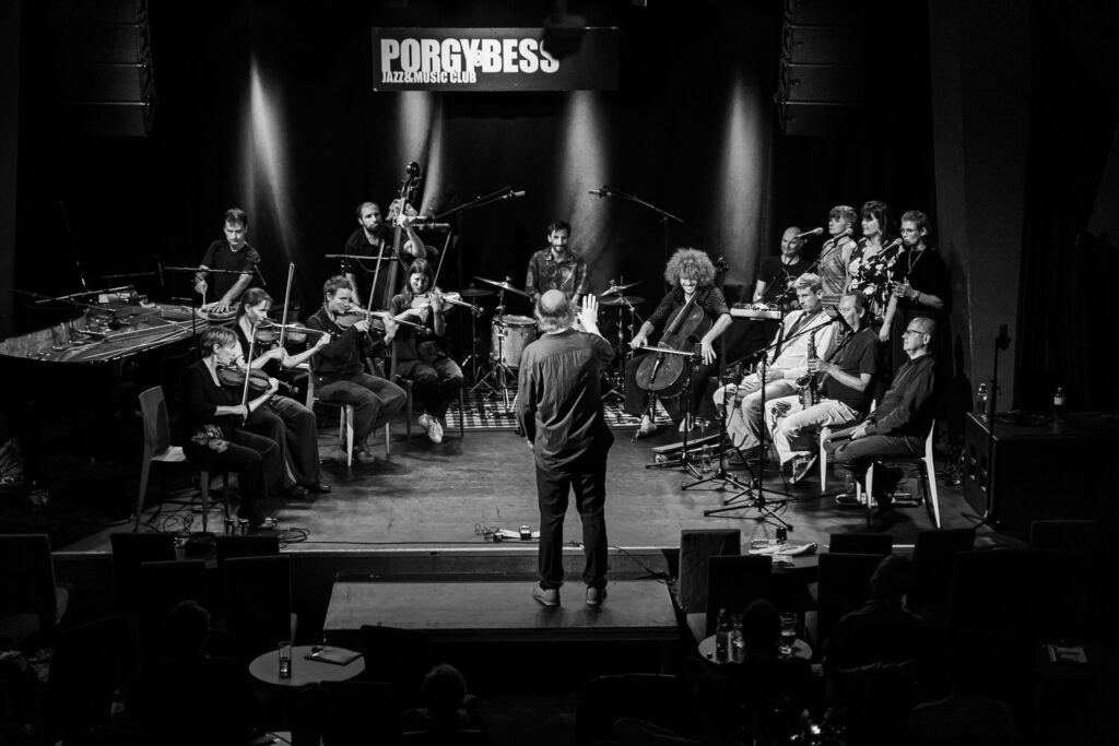 Vienna Improvisers Orchestra, Porgy&Bess, Vienna, 2022 (Photo: G. Cizek-Graf)
